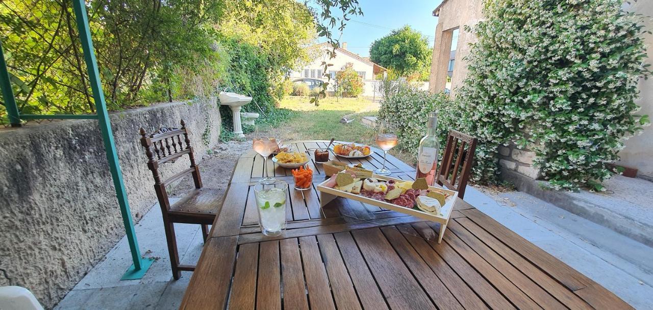 Interlude Villa LʼIsle-sur-la-Sorgue Dış mekan fotoğraf